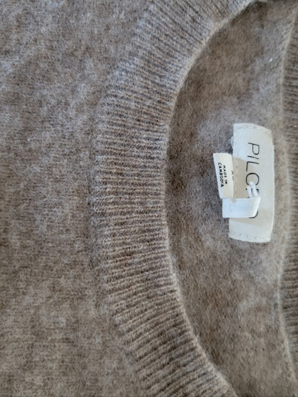 Pilcro Taupe Crewneck Fuzzy Knit Cashmere Sweater - Picture 2 of 5